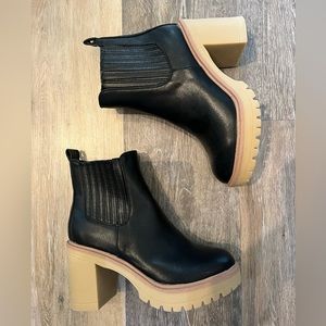 Dolce Vita Gunner boots. Never Worn